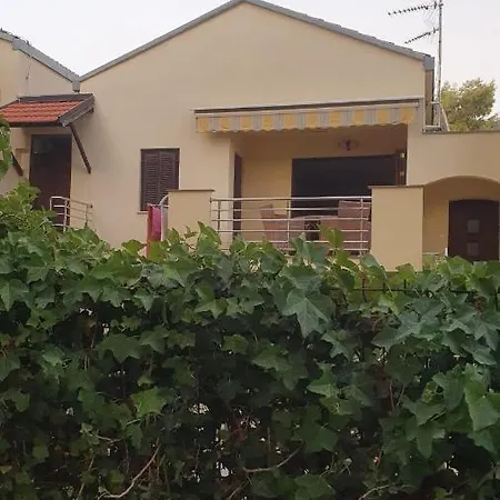 Apartament Daire Pakoštane